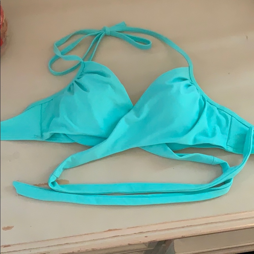 VS bikini top never worn 34B